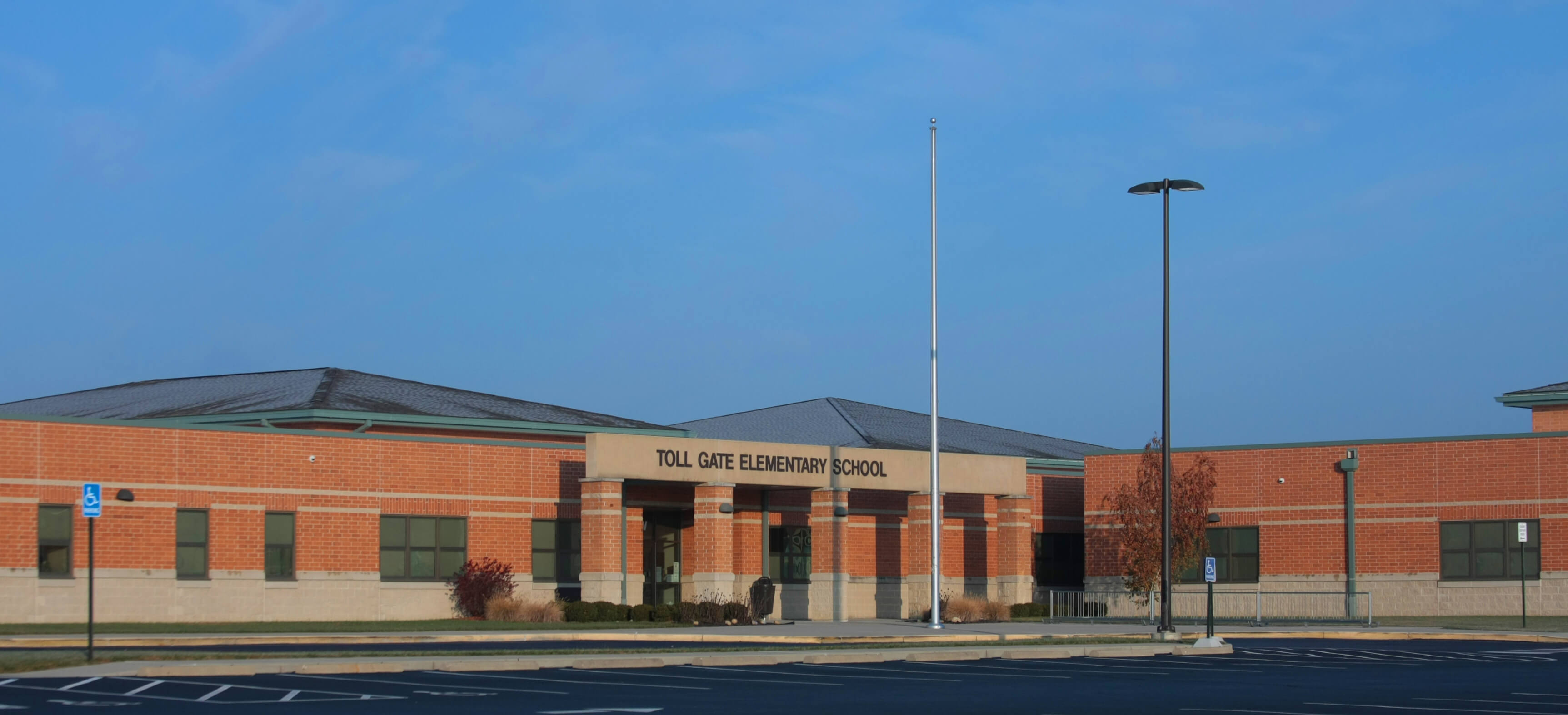 Toll Gate Elementary exterior